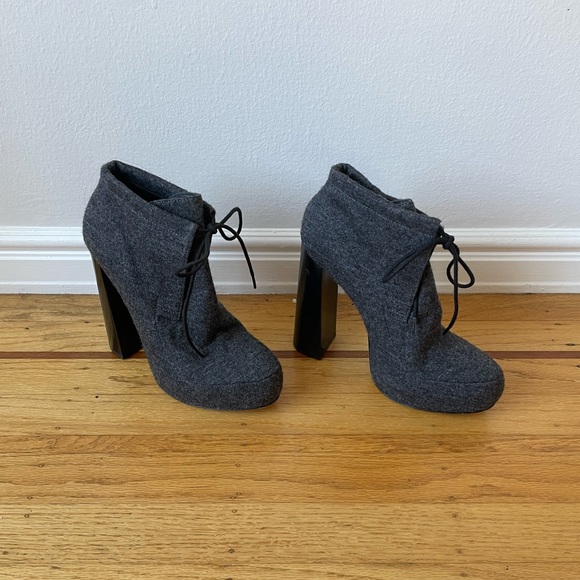 Alexander Wang Platform Lace Up Booties
Women's Size 39 - Picture 4 of 12